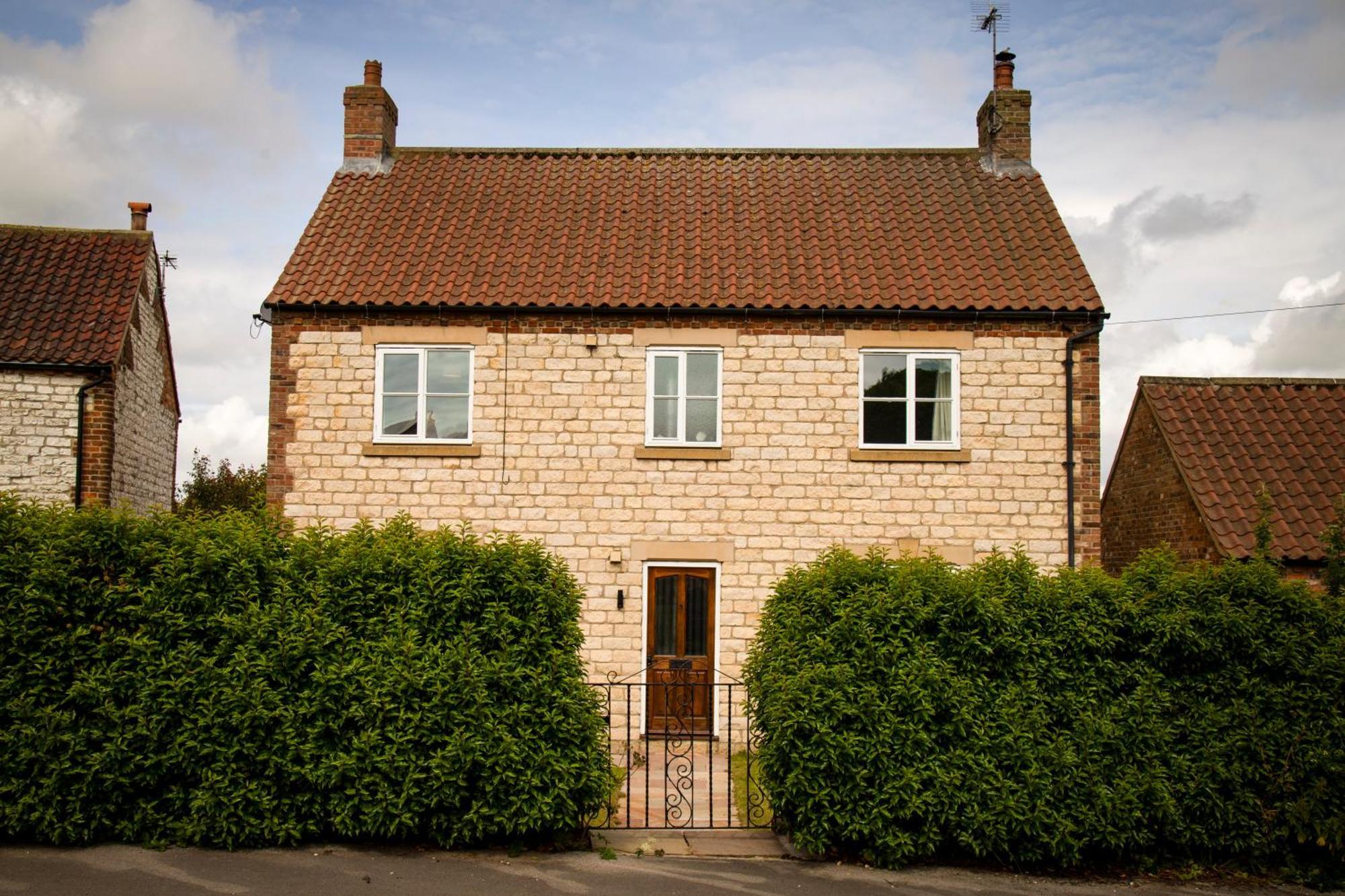 Holiday home Oak House - Sleeps 10 With Bar & Games *